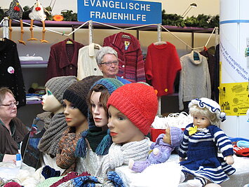 Weihnachtsmarkt Frauenhilfe Detail 